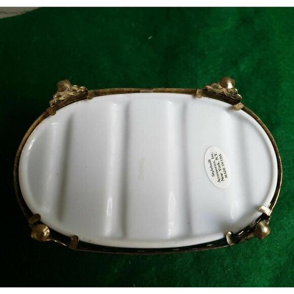 Vintage Stylebuilt Gold Ormolu SOAP DISH Hollywood Regency BASKETWEAVE - Picture 2 of 3